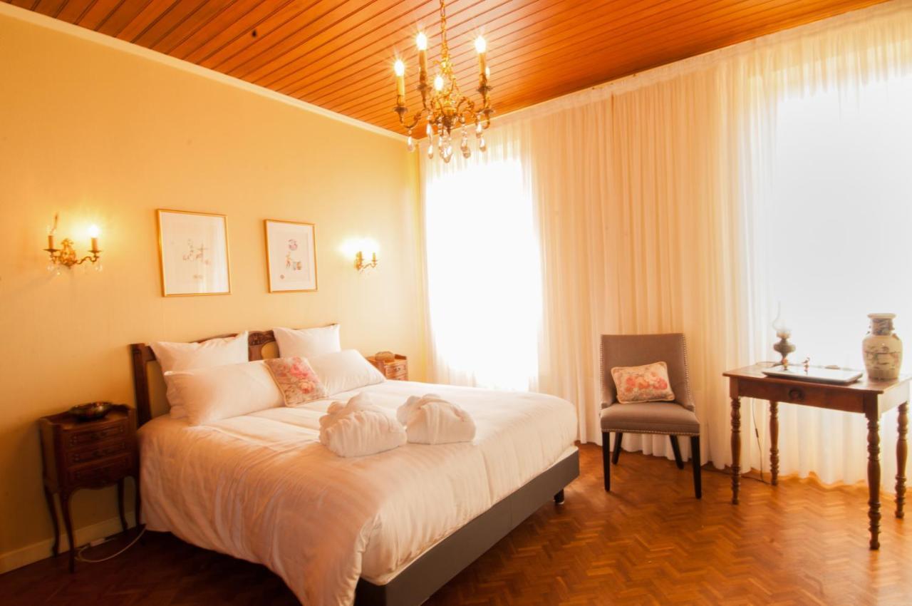 Les Chambres D'Hotes De Chateau Vieux Robin Begadan Bagian luar foto