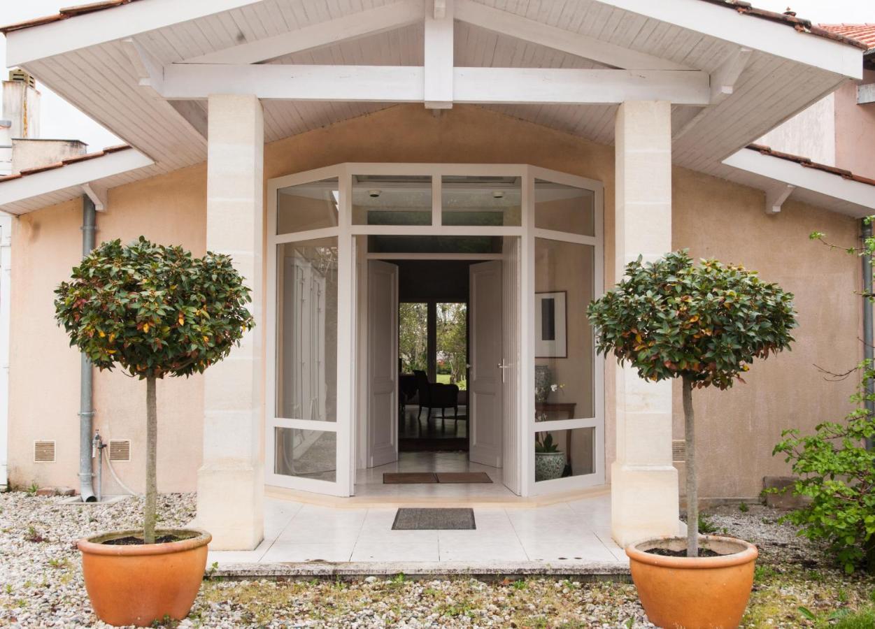 Les Chambres D'Hotes De Chateau Vieux Robin Begadan Bagian luar foto