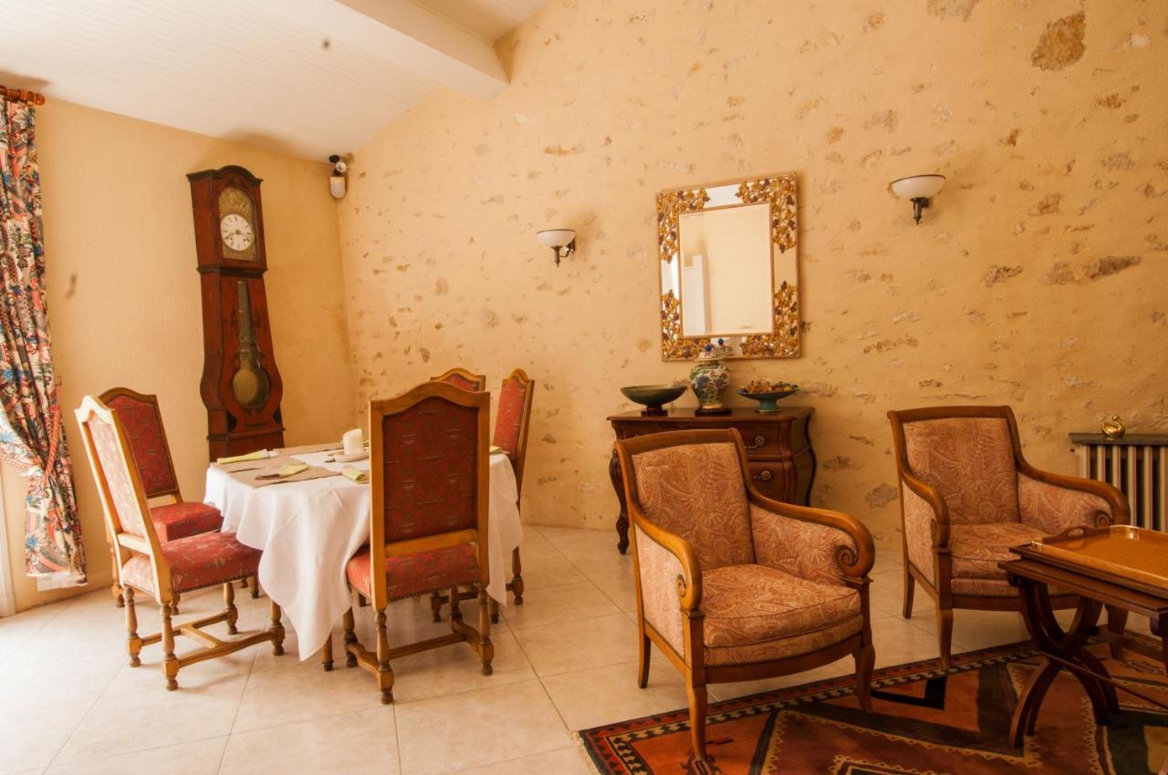 Les Chambres D'Hotes De Chateau Vieux Robin Begadan Bagian luar foto